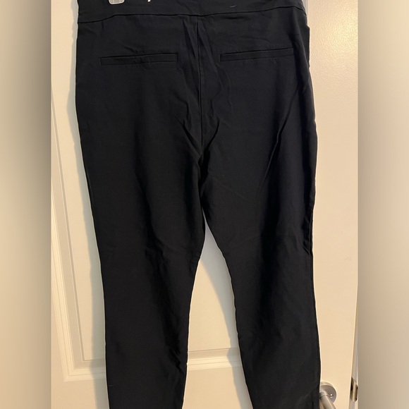 2 rw&co capris - Picture 4 of 4